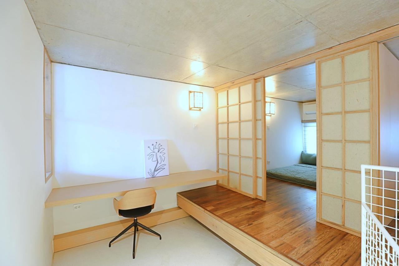 Casa Amarilla Boutique Apartment Hanoi Exterior photo